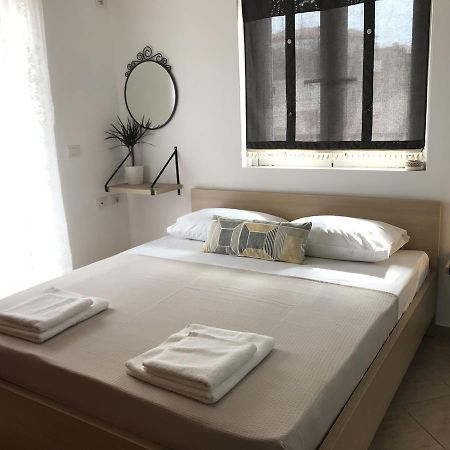 Aloe Vera Apartments Sarandë Esterno foto