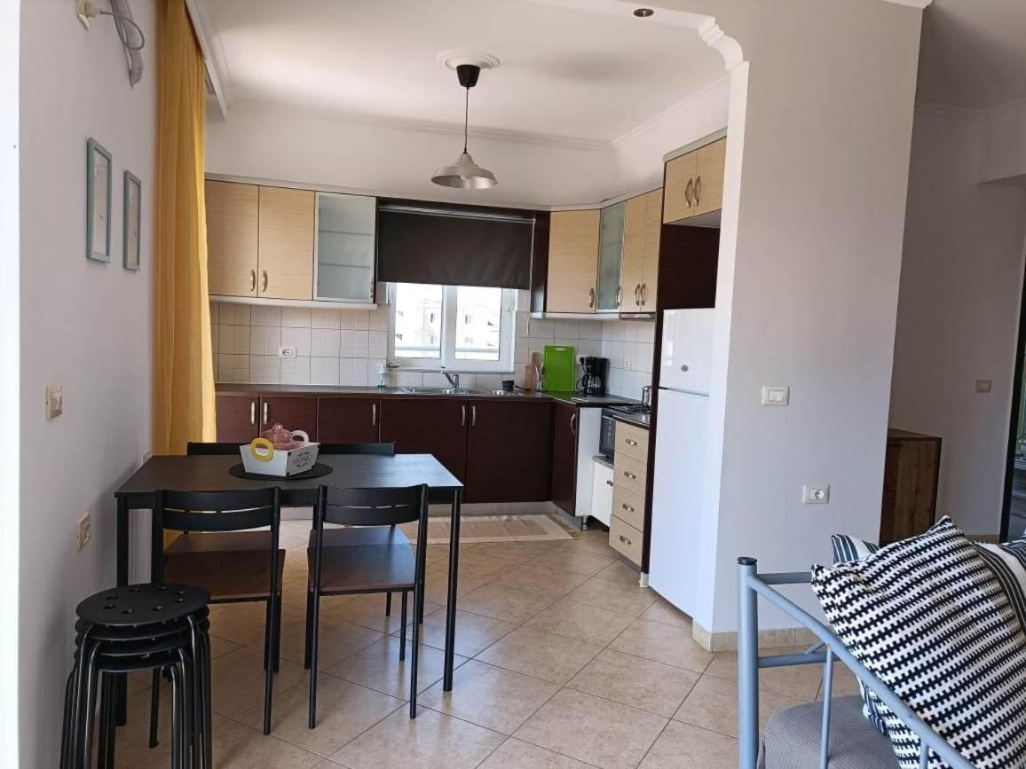 Aloe Vera Apartments Sarandë Esterno foto