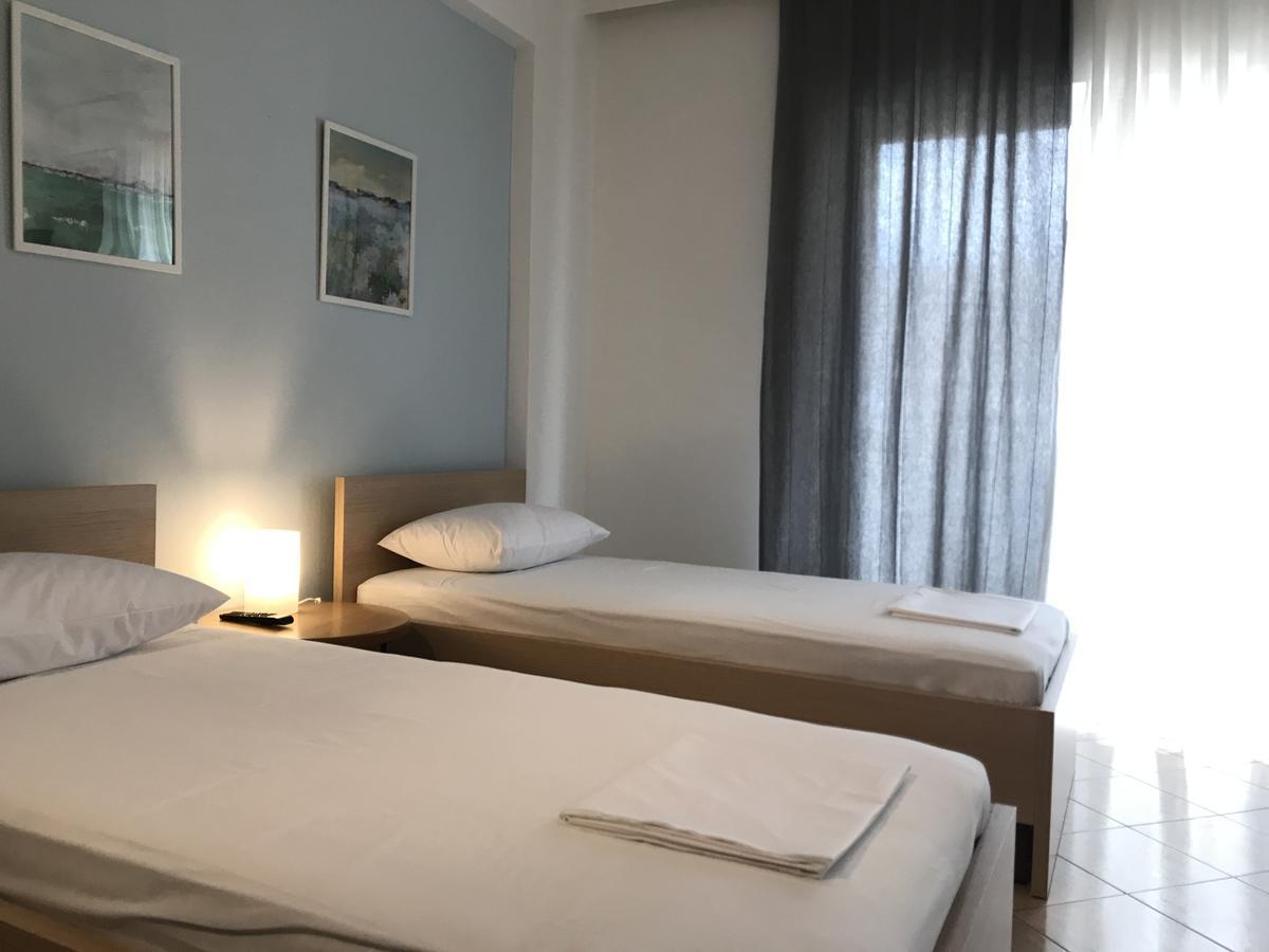 Aloe Vera Apartments Sarandë Esterno foto