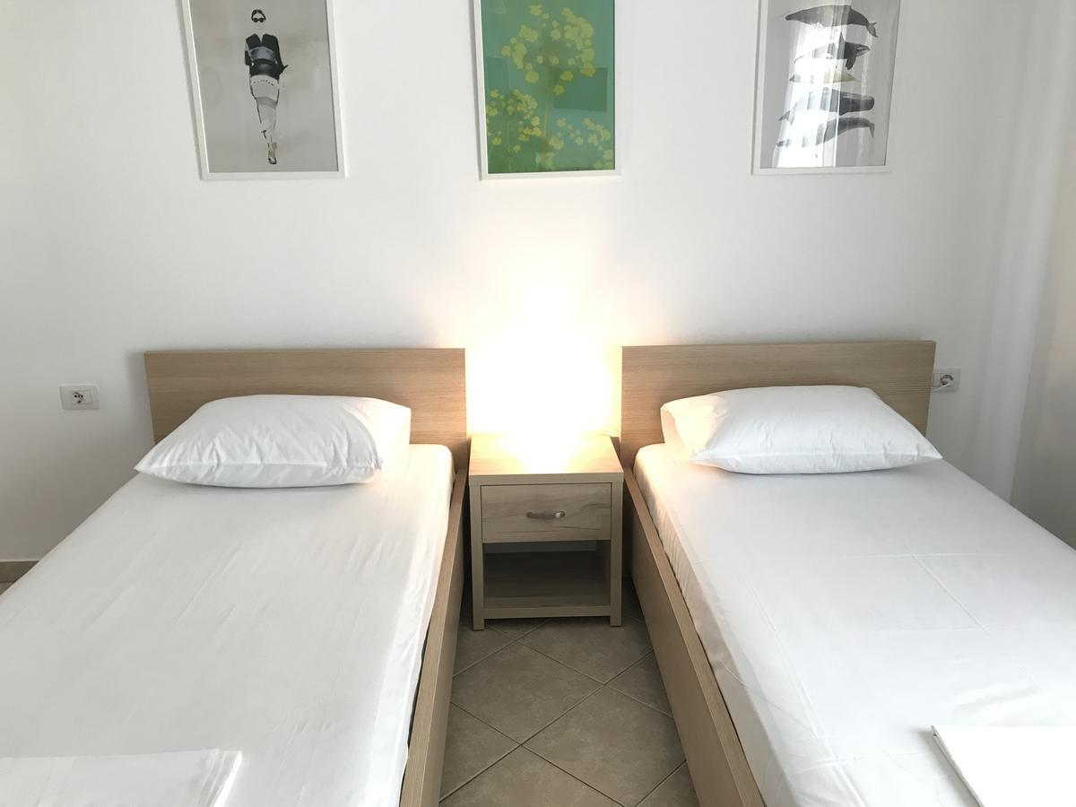 Aloe Vera Apartments Sarandë Esterno foto