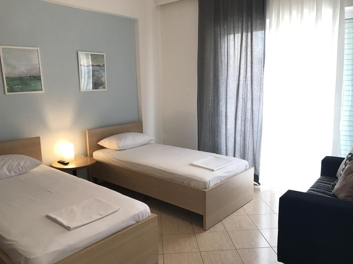 Aloe Vera Apartments Sarandë Esterno foto