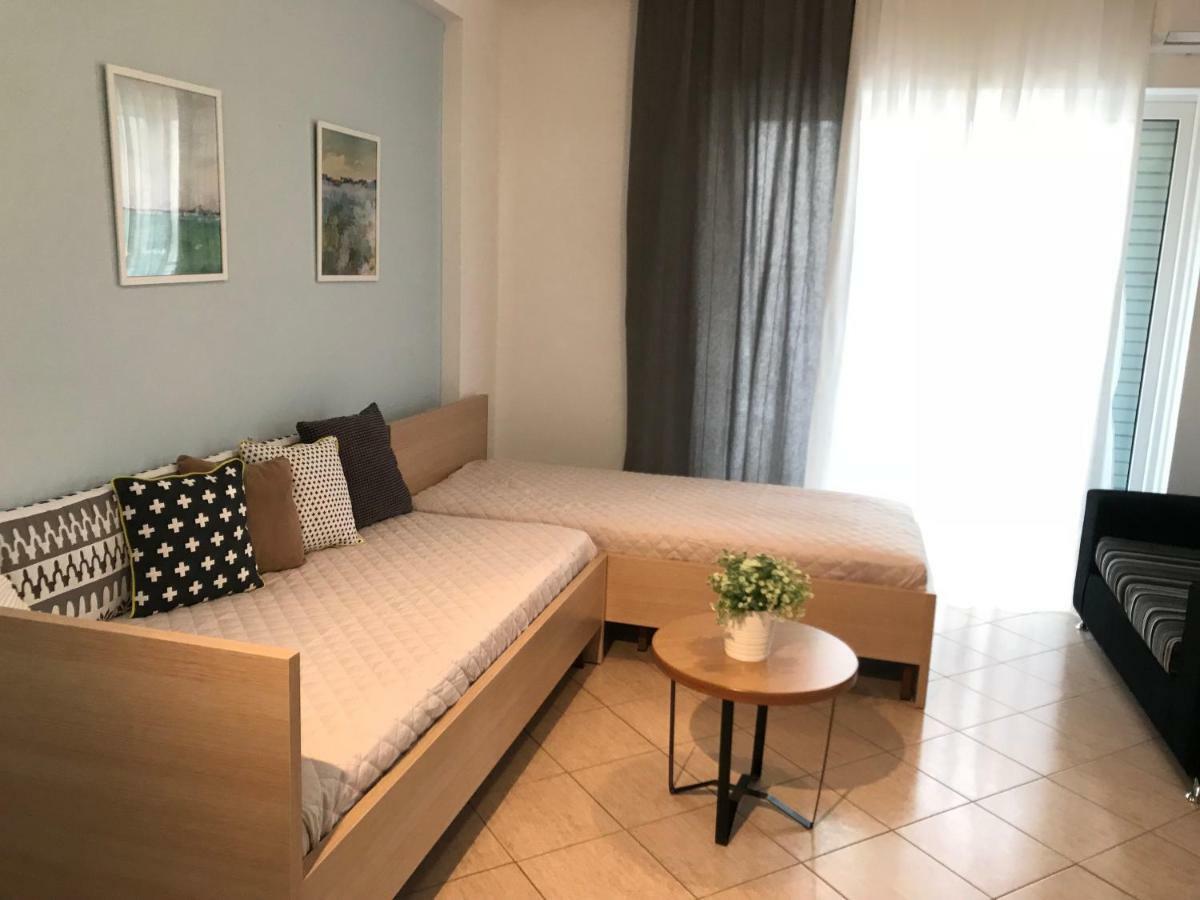 Aloe Vera Apartments Sarandë Esterno foto